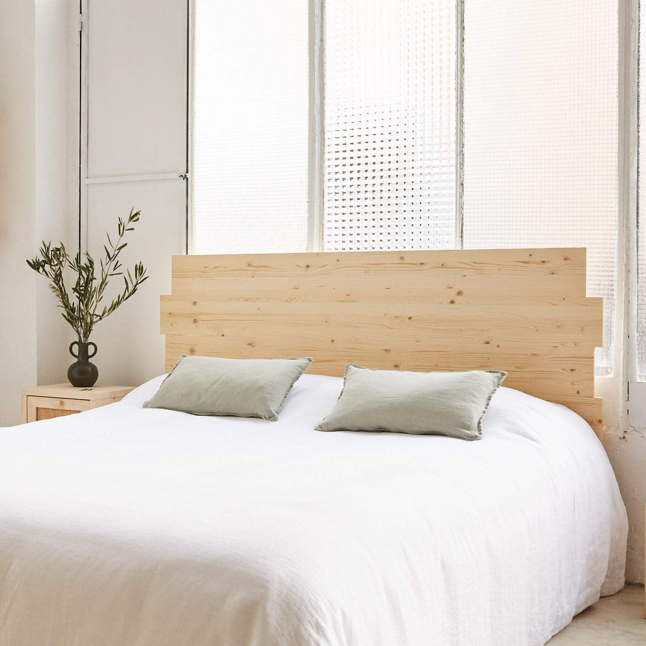 Cabecero de cama madera maciza de abeto color nogal para cama 150