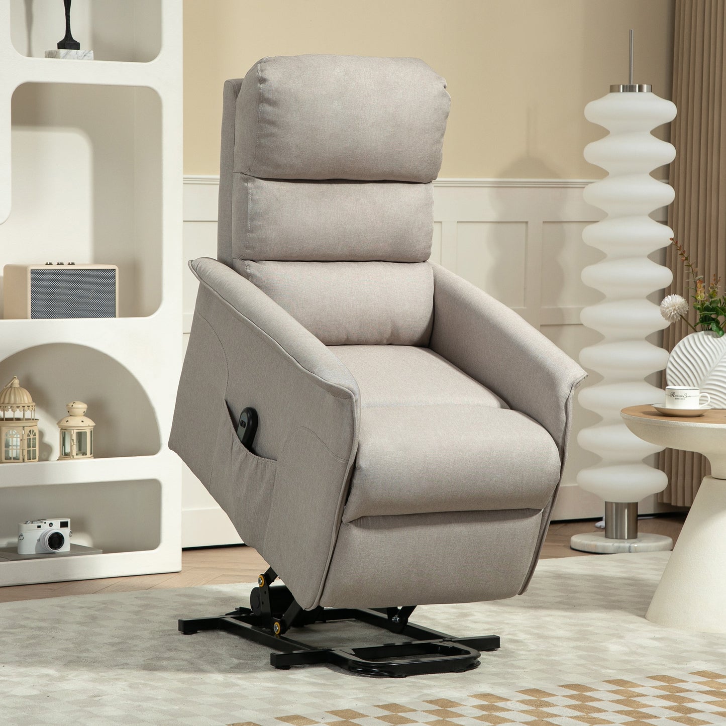 HOMCOM Sillón Relax Reclinable Eléctrico Sillón Levanta Personas con Mando a Distancia y Bolsillo Lateral Sillón Elevador para Salón Dormitorio Beige