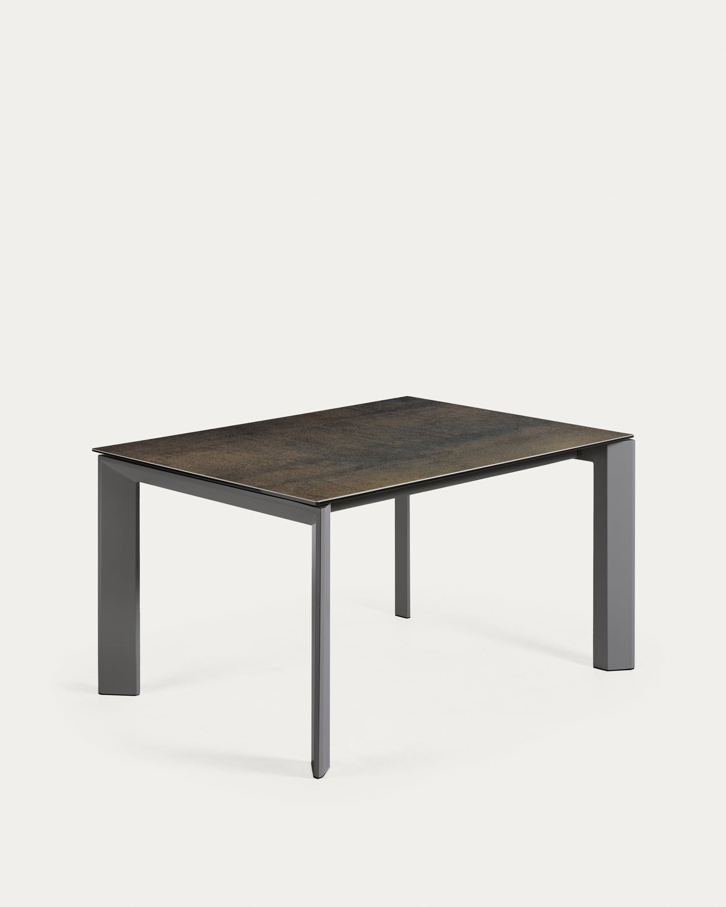 Mesa extensible Axis de porcelánico acabado Iron Moss y patas acero gris oscuro 140 (200) cm