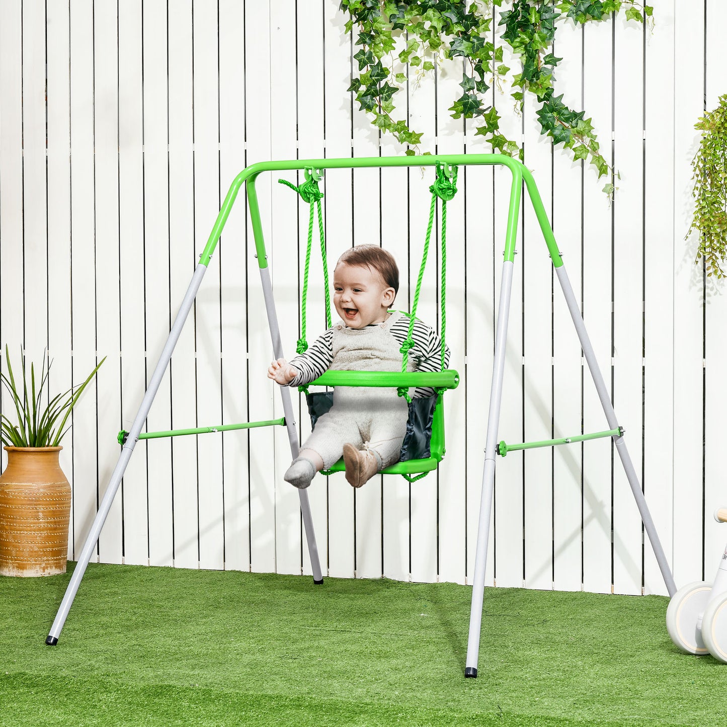 Outsunny Columpio Infantil de Acero Columpio para Niños de 6-36 Meses con Respaldo y Cinturón de Seguridad Columpio para Interiores y Exteriores Carga Máx. 25 kg 122x146x122 cm Verde