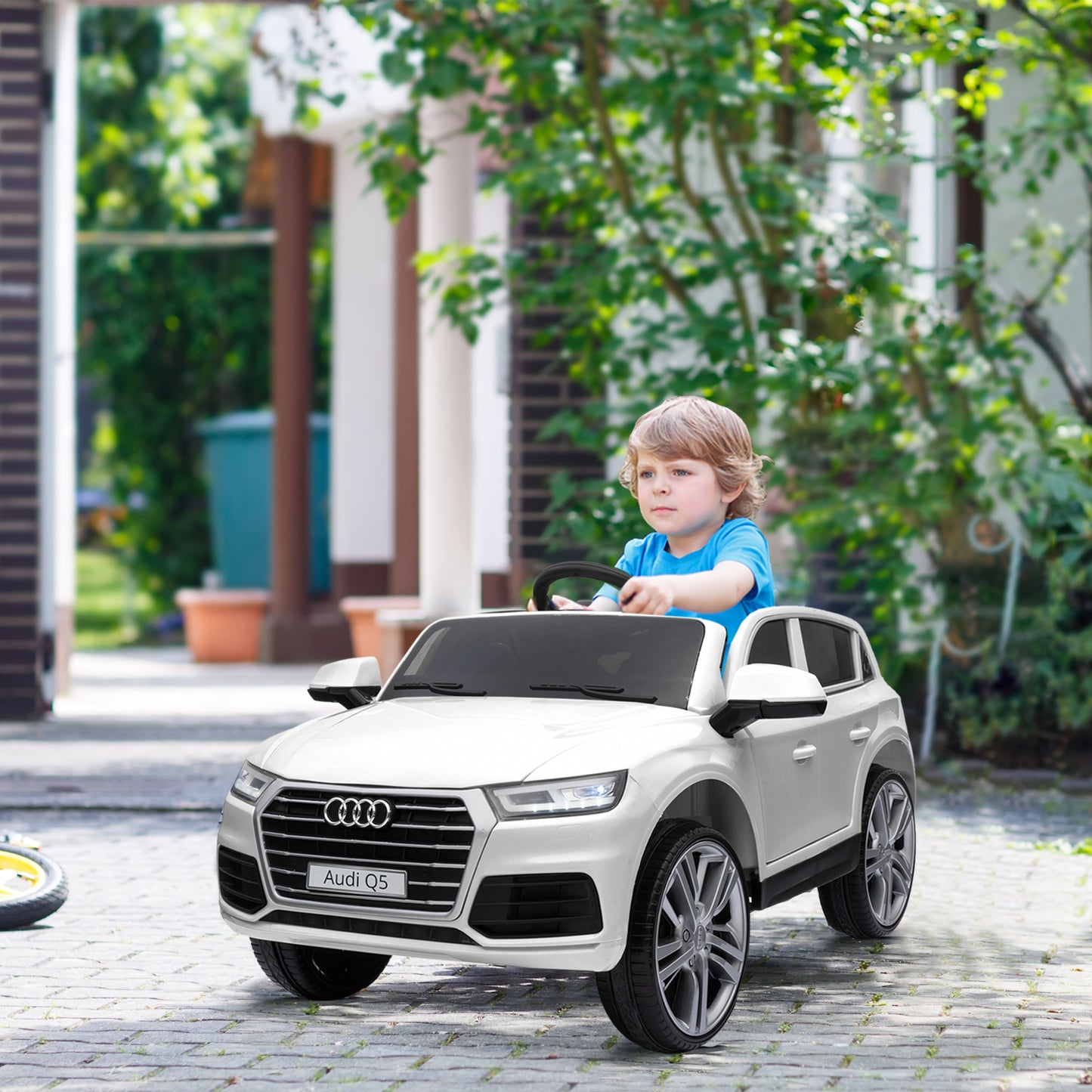 HOMCOM Coche Eléctrico para Niño +3 Años Audi Q5 con Mando a Distancia MP3 Luces y Sonidos Apertura de Puerta y Tirador Carga 30 kg 116x75x56 cm Blanco