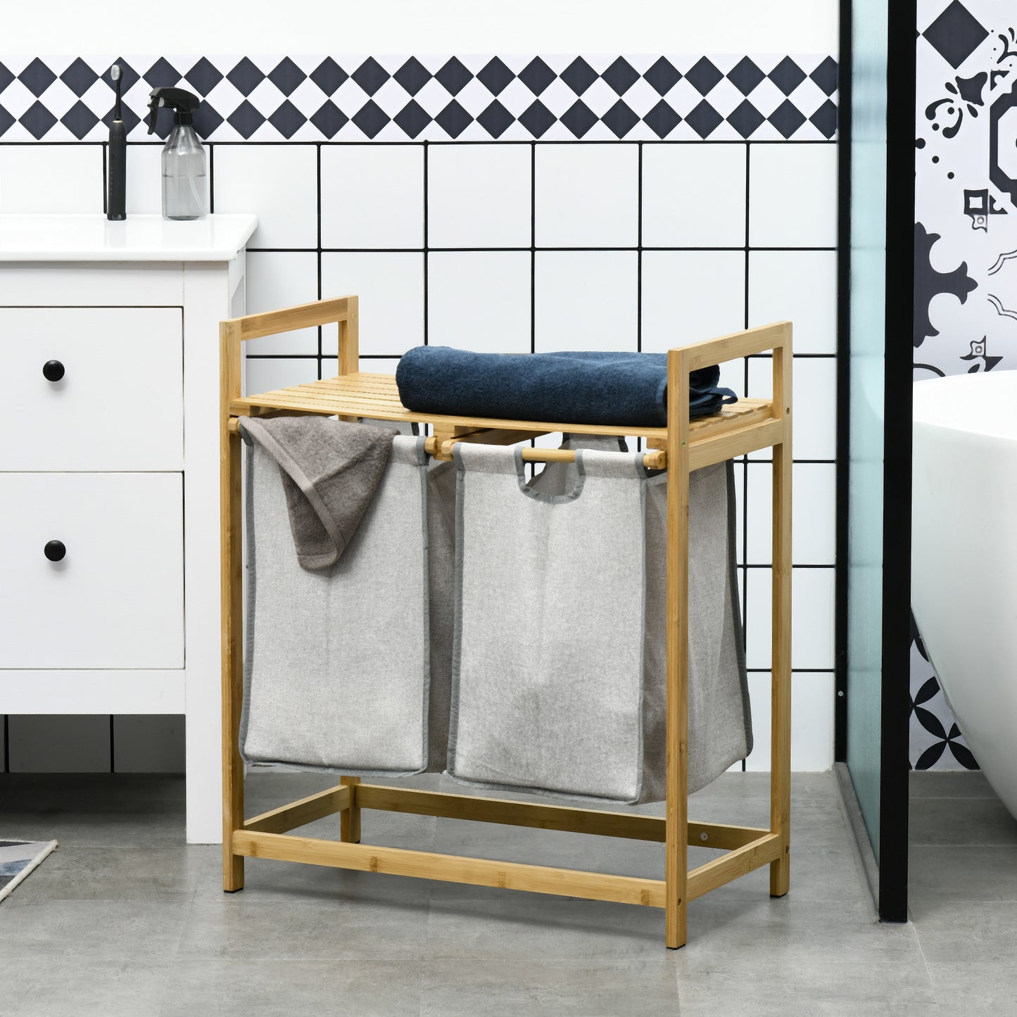 HOMCOM Cesto para Ropa Sucia de Bambú Cesto de la Ropa Sucia con 2 Bolsas Extraíbles y Estante Carga 20kg 2x40,6L para Baño Dormitorio 64x33x73 cm Natural