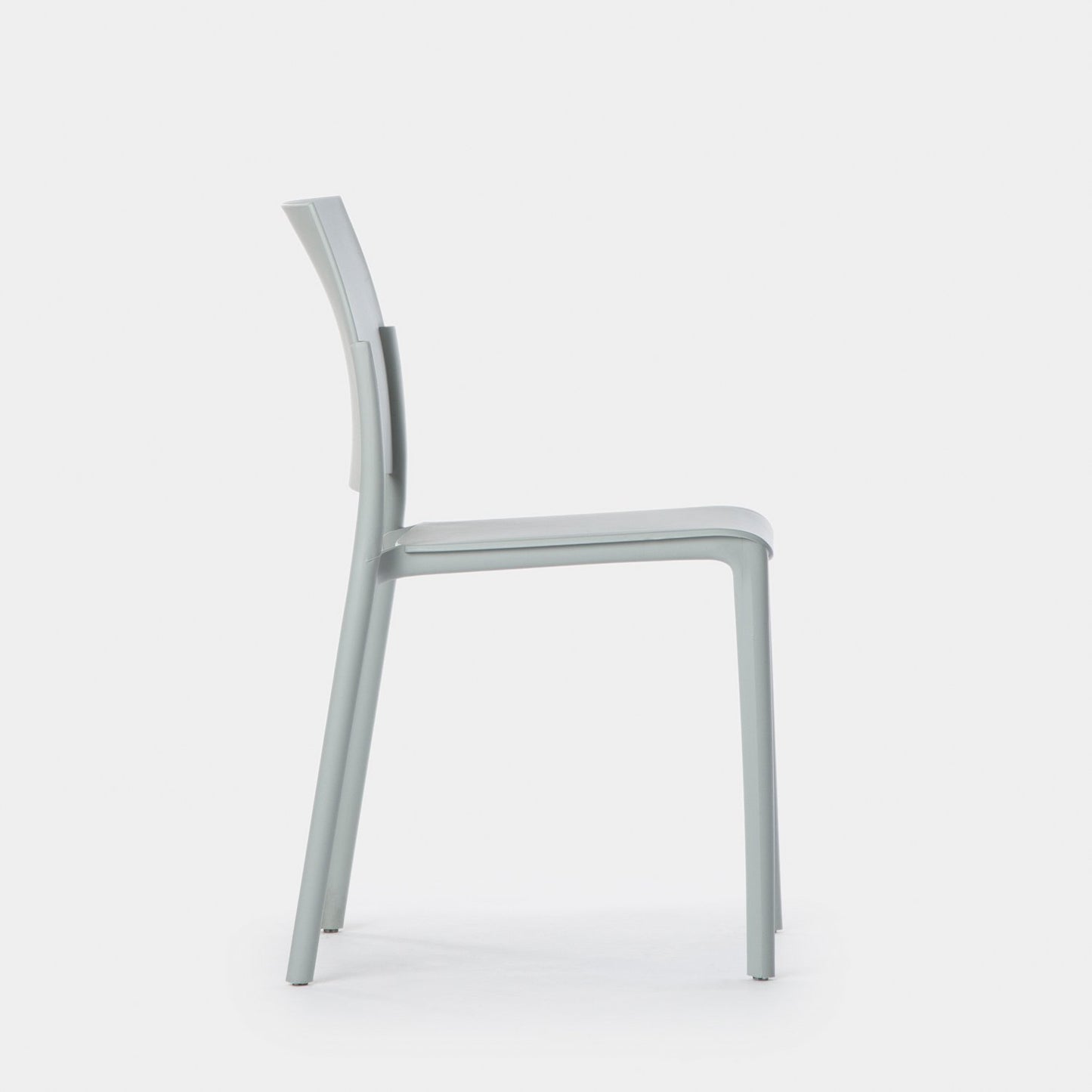 Silla de comedor en polipropileno gris Jeven -  Klast