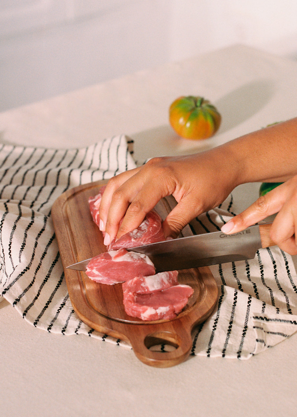 KITCHENWARE ESSENTIALS - Tablas de cortar de madera de acacia