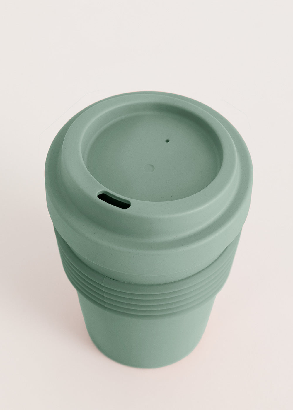 KITCHENWARE OUTDOOR ECO - Vaso con tapa para café de material reciclado