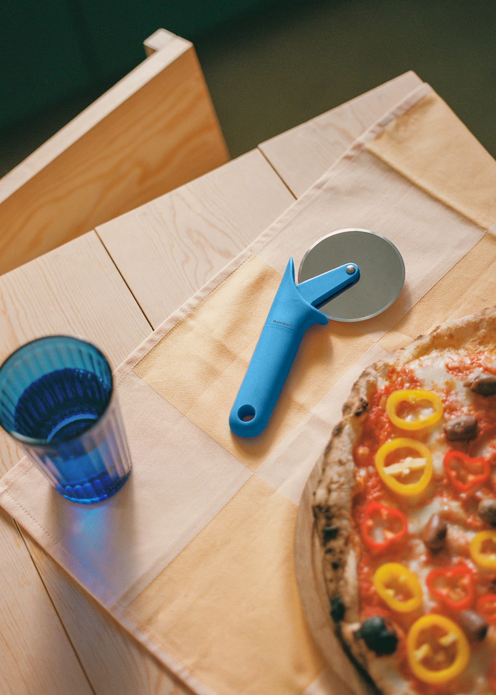 KITCHENWARE STUDIO - Cortador de rueda para pizza