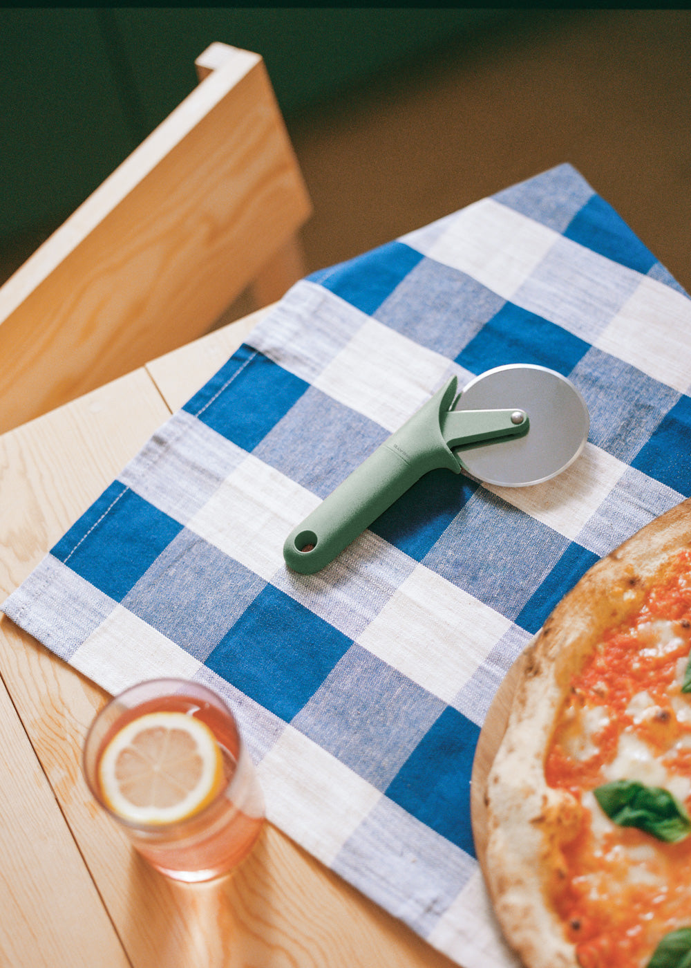 KITCHENWARE STUDIO - Cortador de rueda para pizza