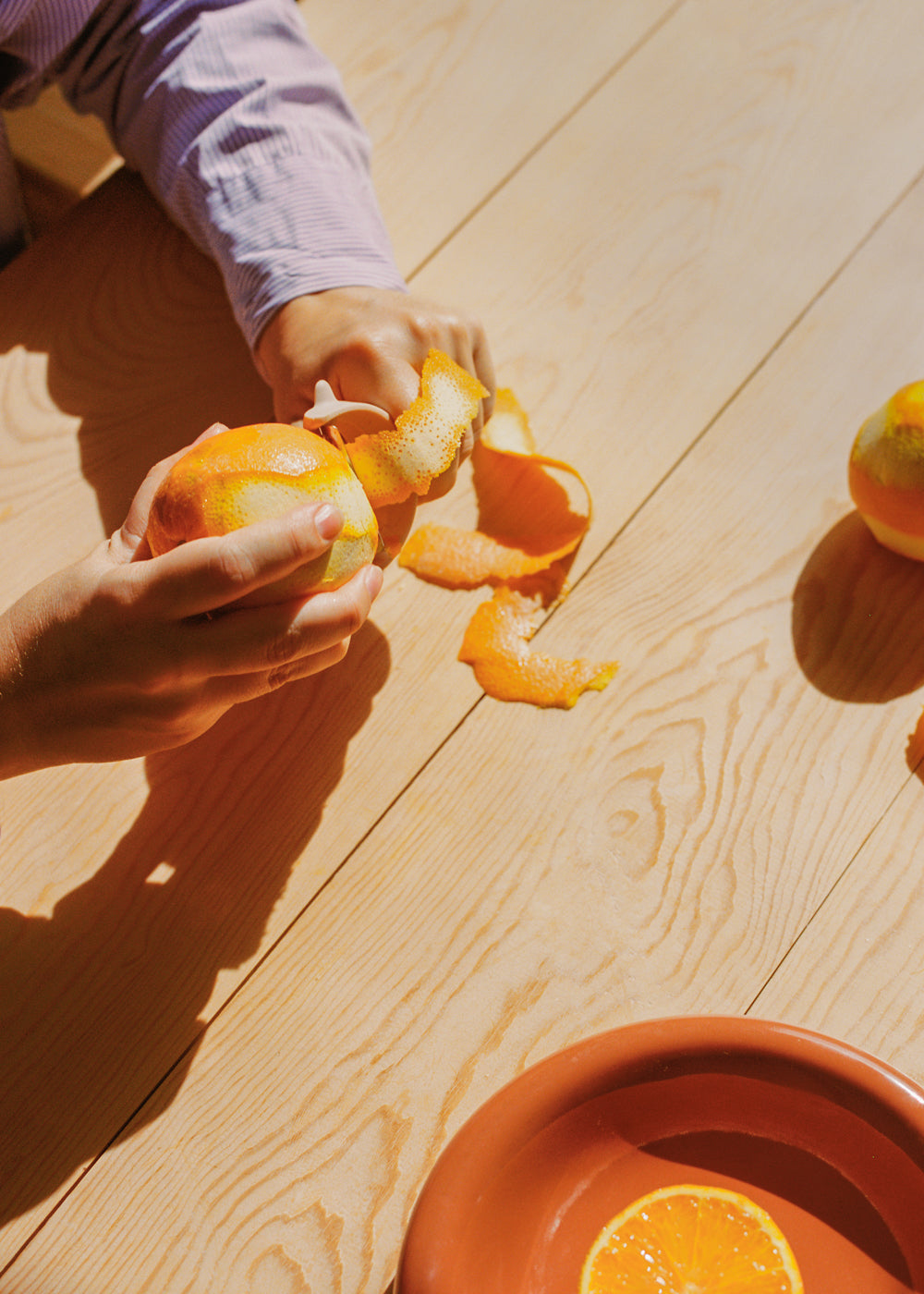 KITCHENWARE STUDIO - Pelador de fruta y verdura