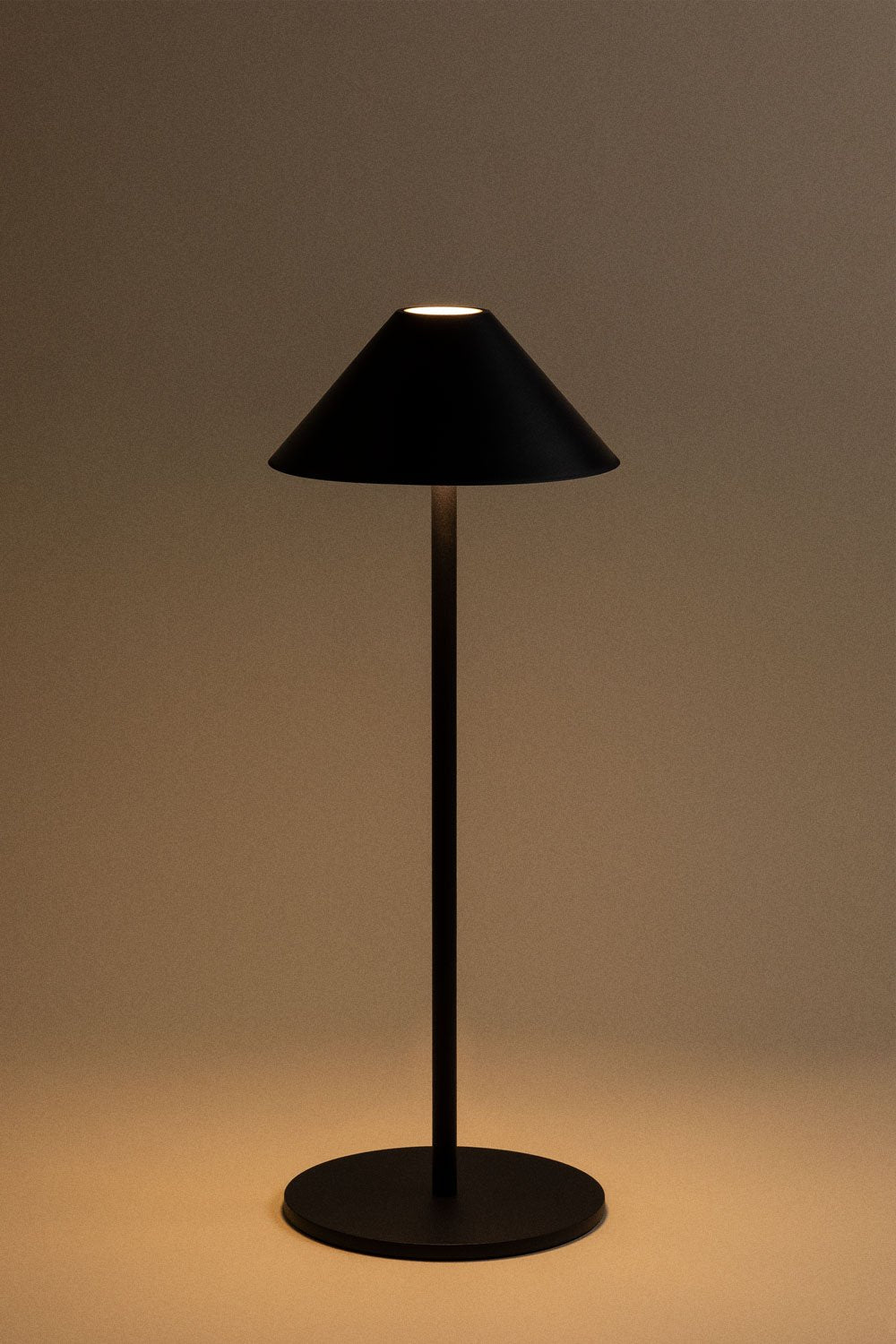 Lámpara de Pie LED Inalámbrica Asiev Negro -  SKLUM