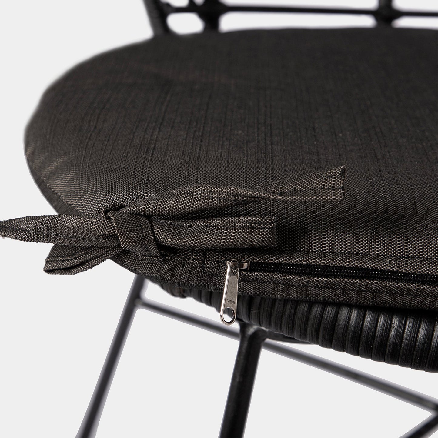 Pack 2 sillas de comedor en ratán negro con pata negra Kala -  Klast