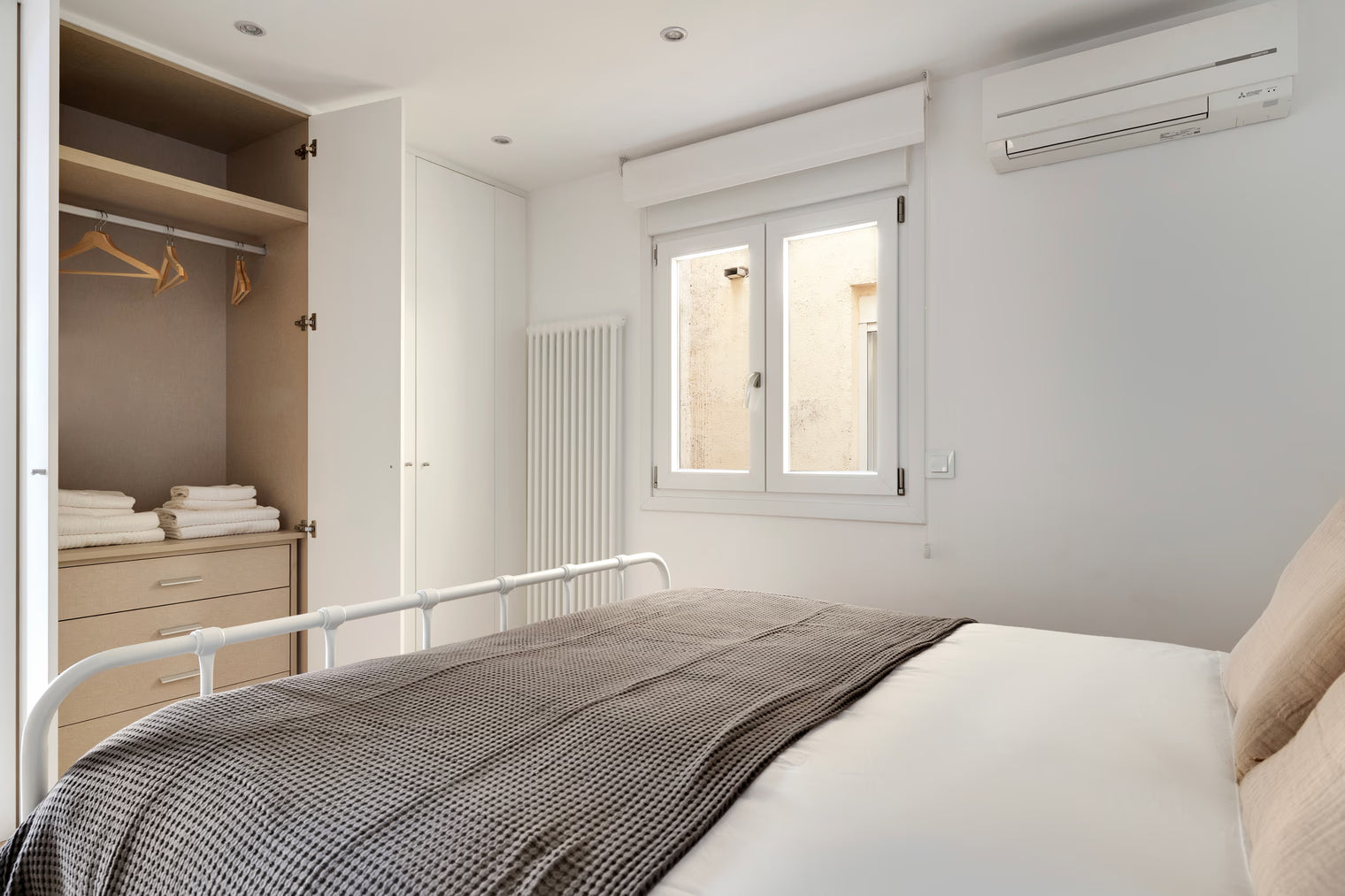 🇪🇸 FlexLiving 3D -  Neptuno, Madrid — foto 1