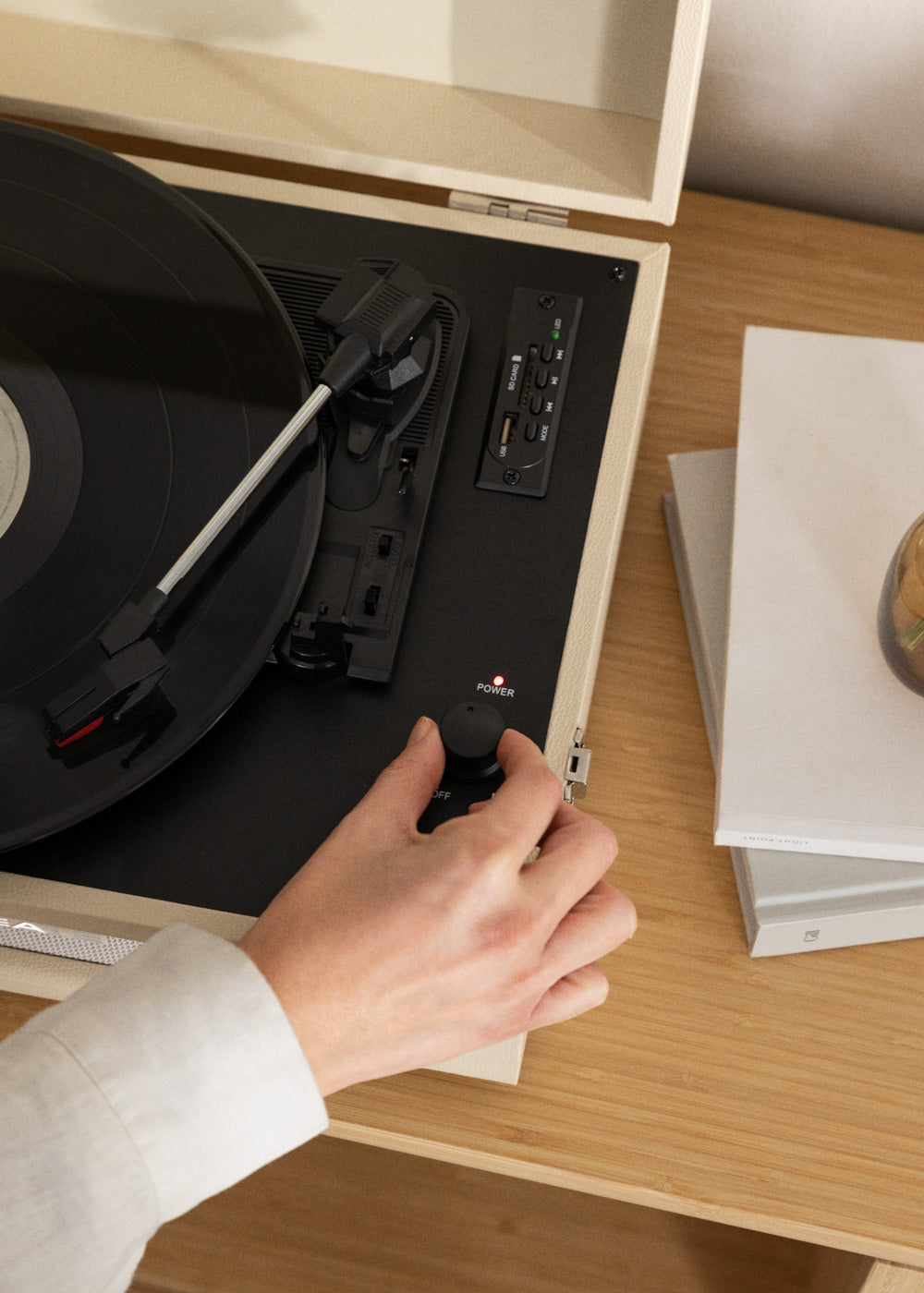 RECORD PLAYER COMPACT - Tocadiscos Retro con Bluetooth, USB, SD, MicroSD y MP3