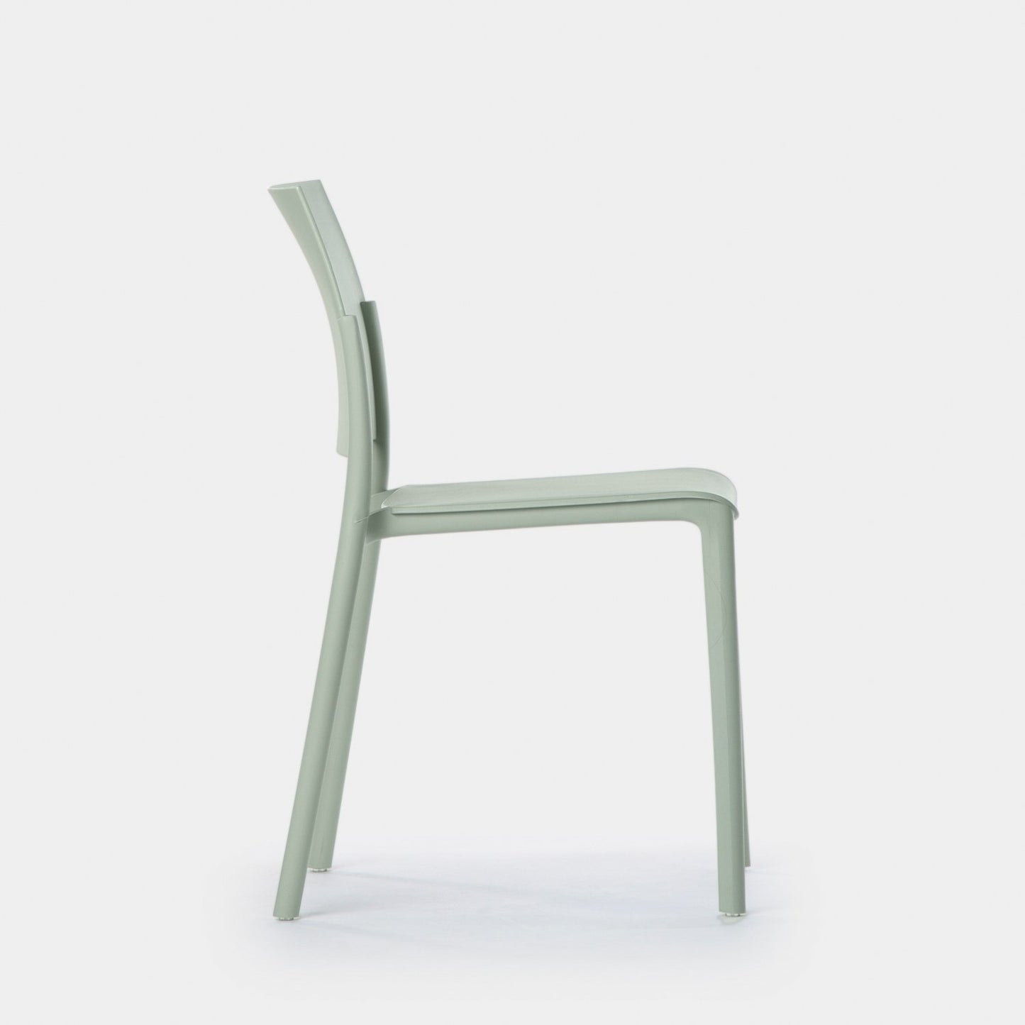 Silla de comedor en polipropileno verde Jeven -  Klast