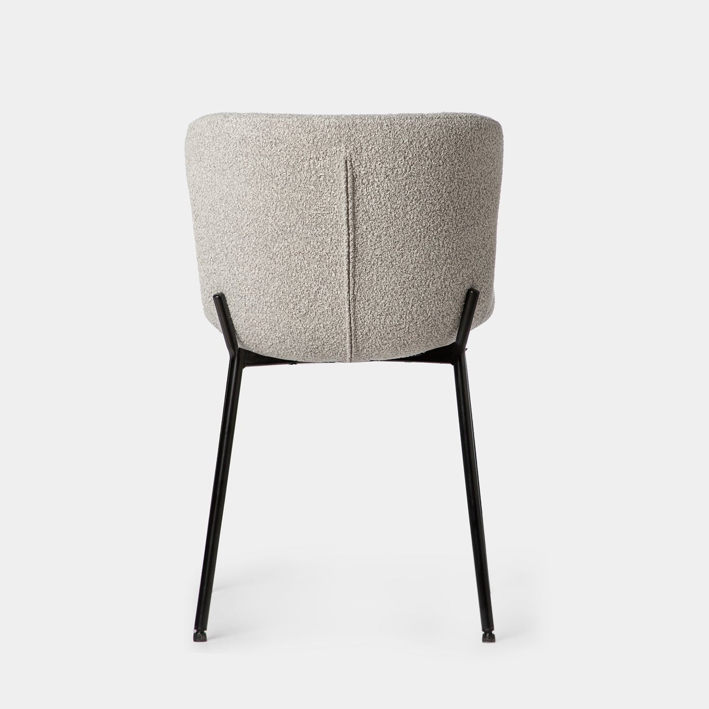 Silla de comedor tapizada bouclé gris con pata negra Ari -  Klast