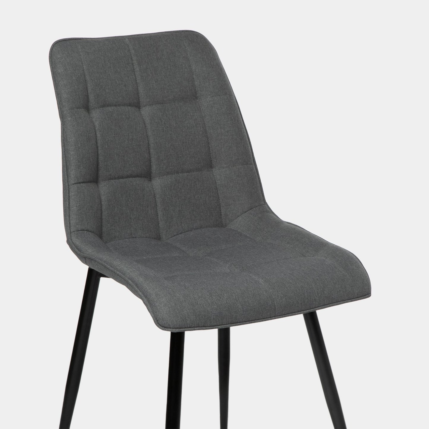 Silla de comedor tapizada gris oscuro con pata negra Marvin -  Klast