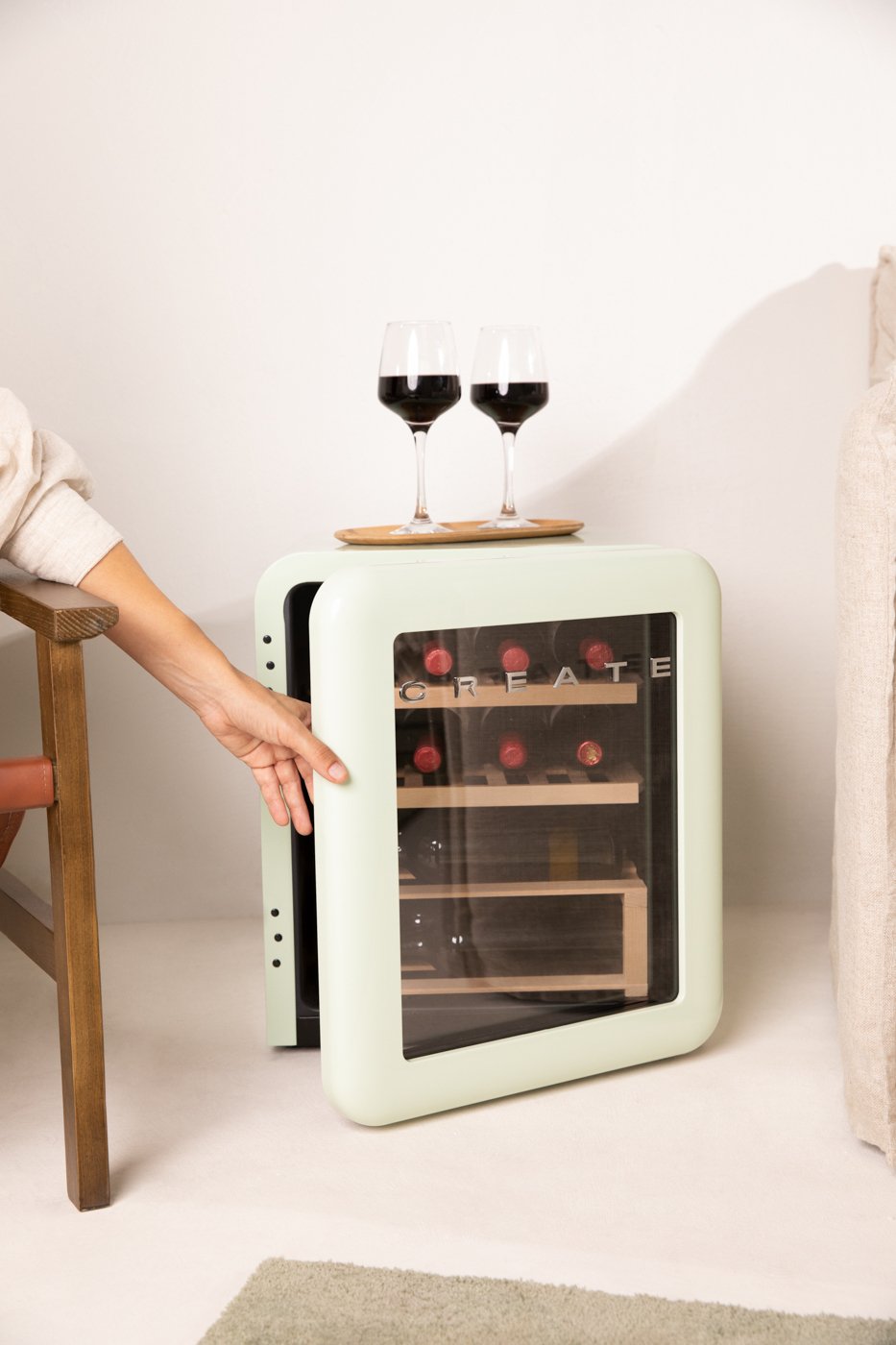 WINECOOLER RETRO - Vinoteca eléctrica de estilo retro para 12, 45 o 76 botellas