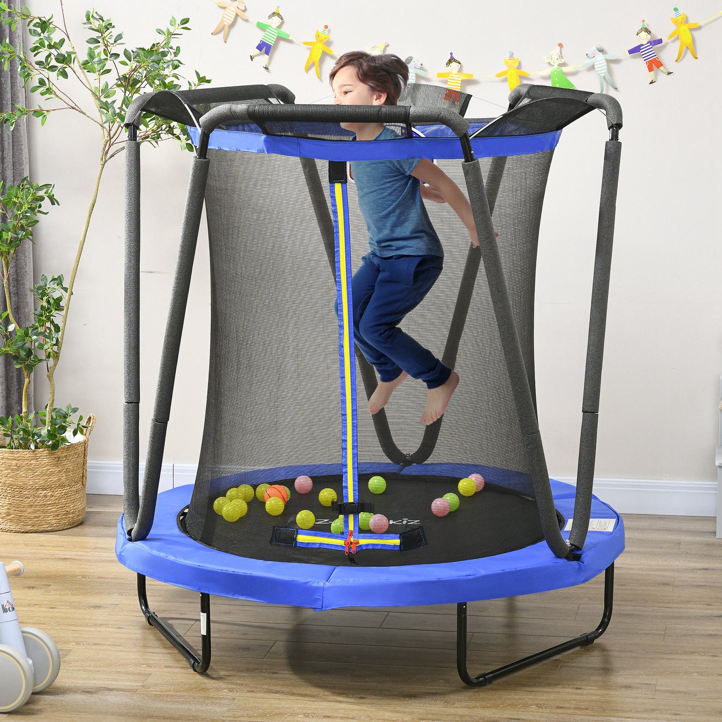 ZONEKIZ Cama Elástica Infantil Ø140 cm Trampolín para Niños de 3-10 Años con Red de Seguridad Baloncesto Aro de Baloncesto y 20 Bolas de Plástico para Interior Azul