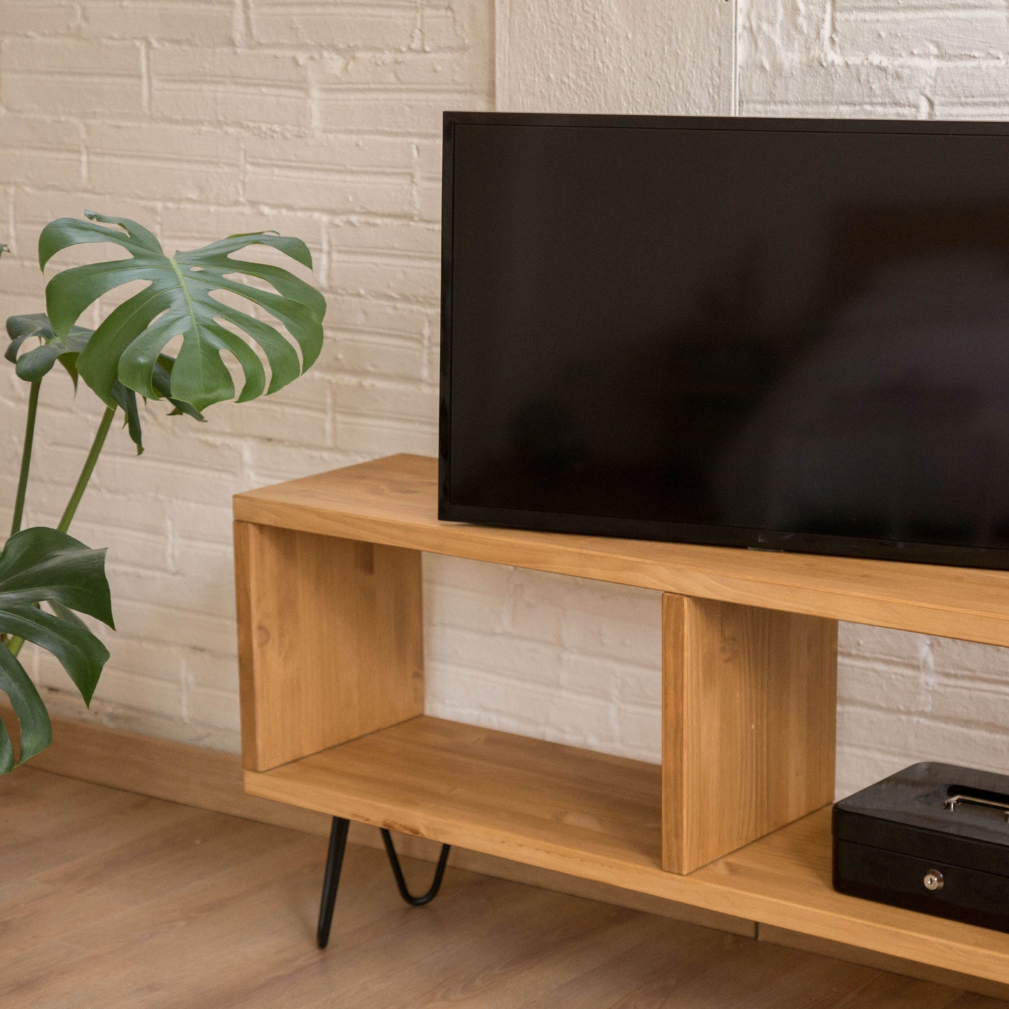 Mueble TV Athan Avellano - Hannun