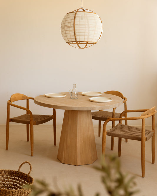 Mesa de comedor redonda de madera maciza en tono roble medio de Ø115 - DECOWOOD