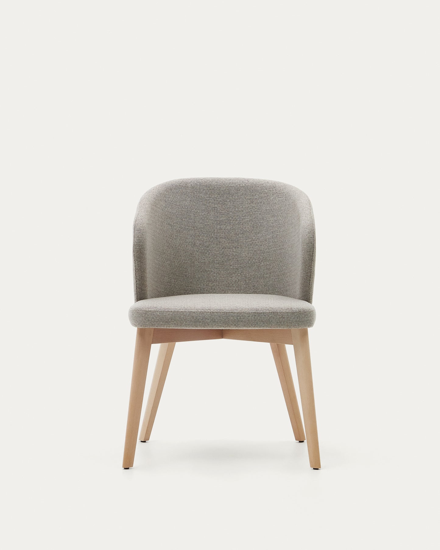 Silla Darice de chenilla marrón y madera maciza de haya con acabado natural FSC 100%