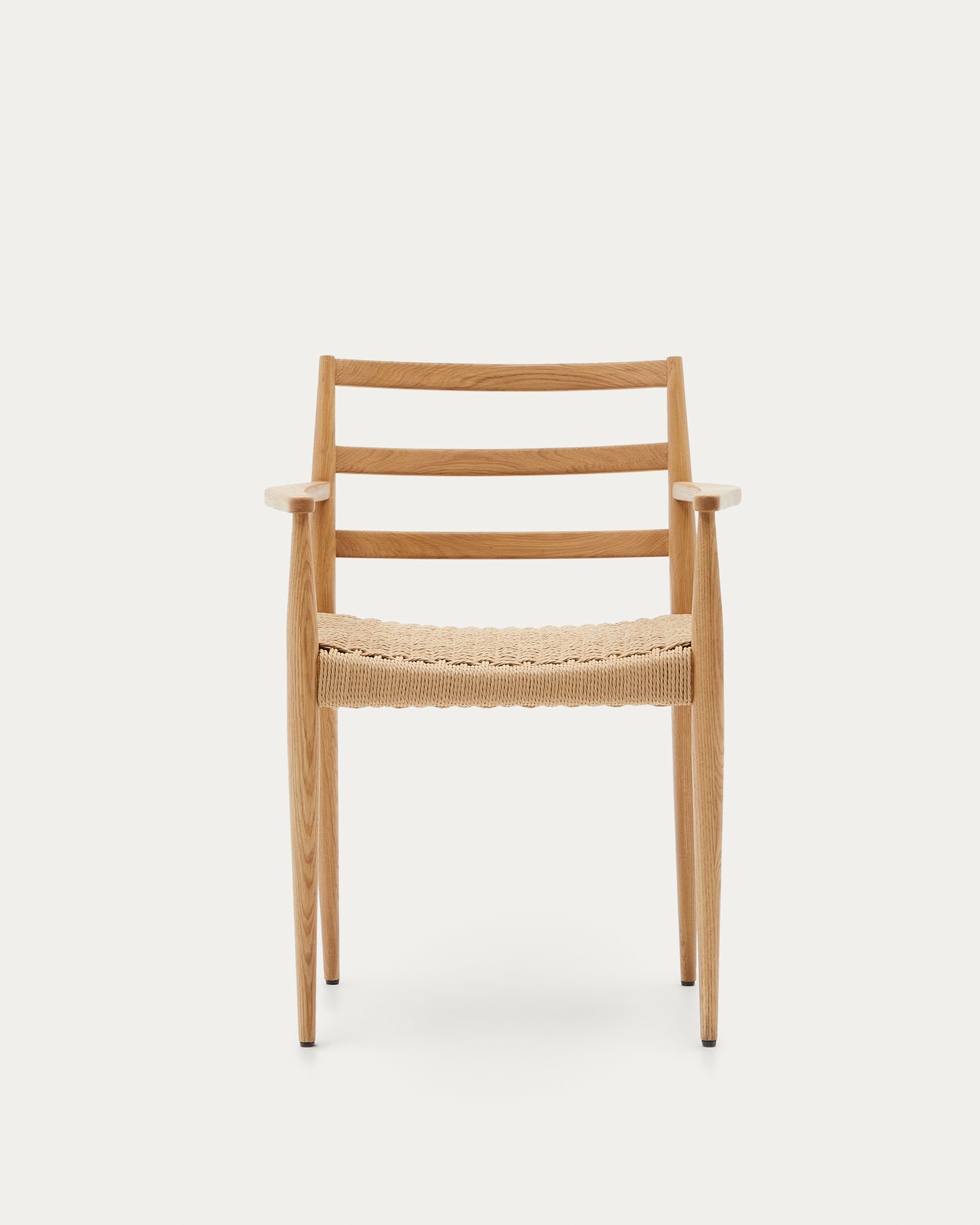 Silla Analy reposabrazos madera maciza de roble acabado natural asiento cuerda FSC 100%