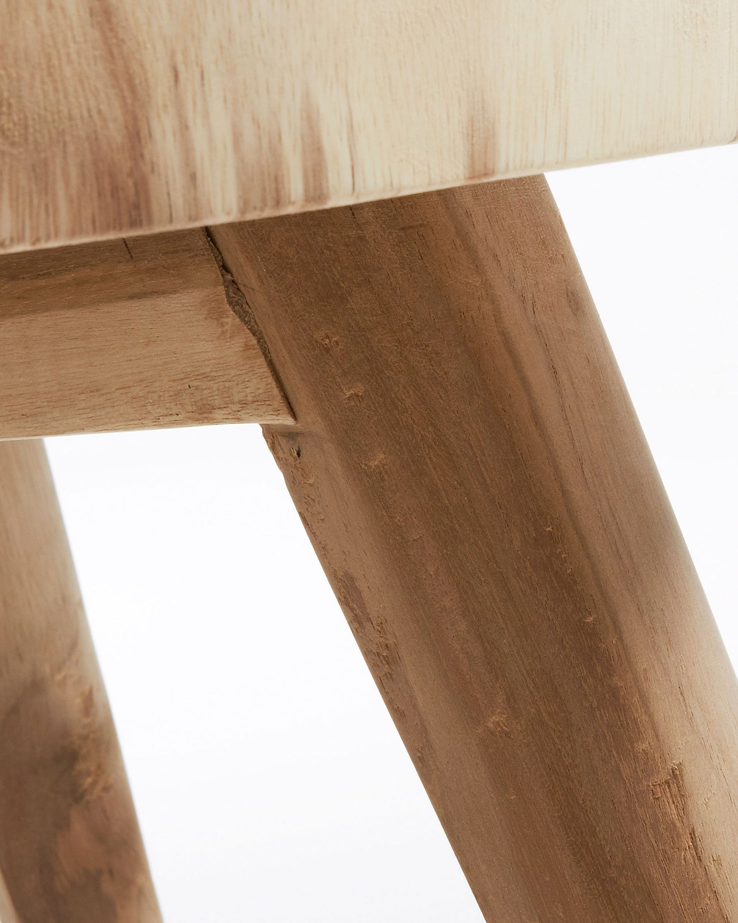 Mesa auxiliar Wellcres de madera maciza de mungur Ø 65 cm