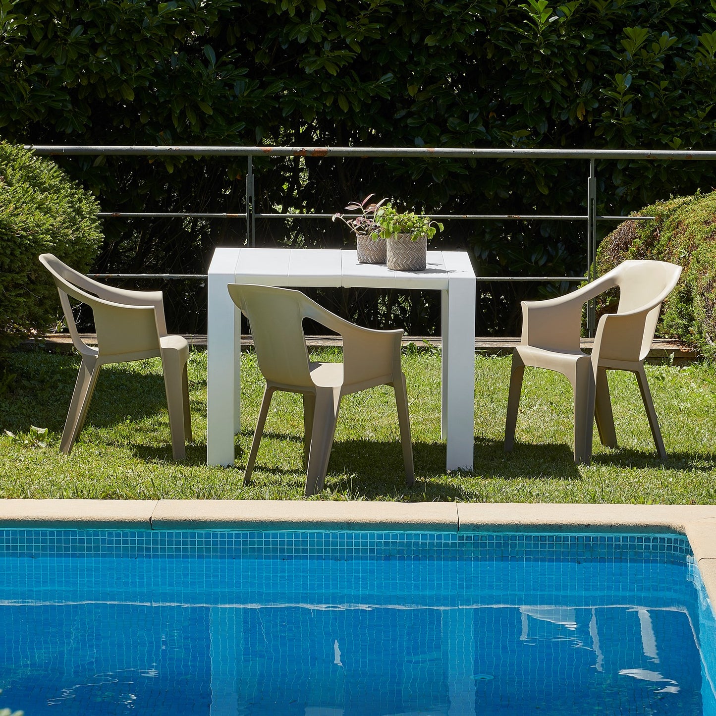 Garbar cool set 4 silla con brazos exterior verde lima