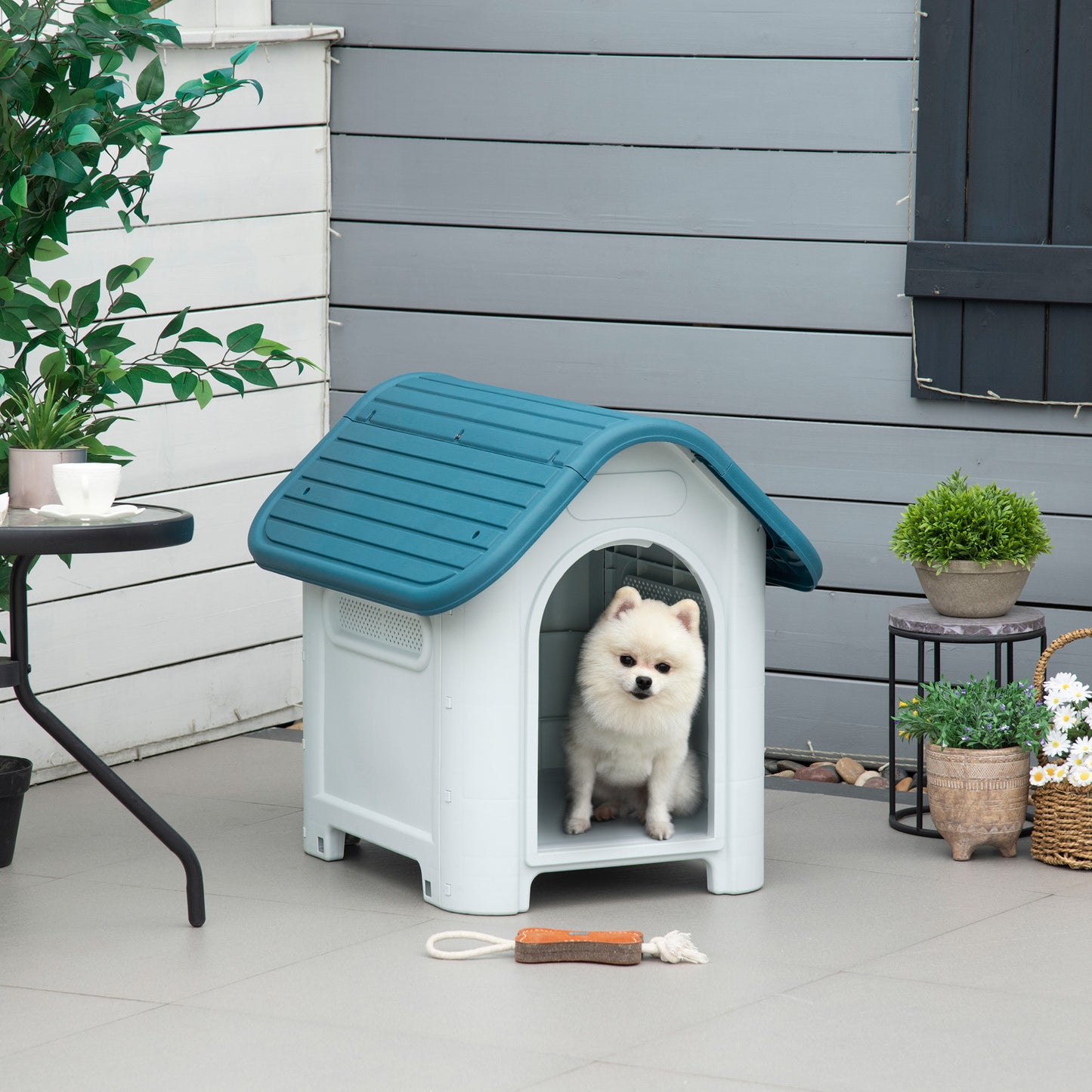 PawHut Caseta para Perros Mini para Uso Interior y Exterior con respiraderos Estilo Cabaña Resistente 59x75x66 cm Azul y Gris