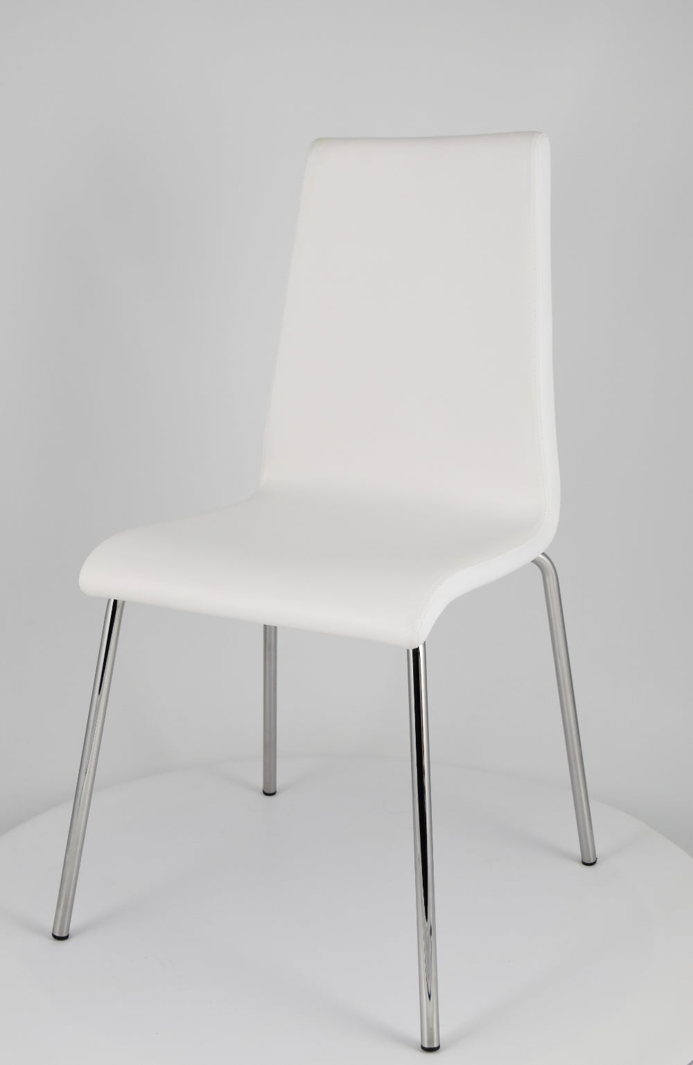 Tommychairs - Set 4 sillas Madrid con Patas de Acero Cromado y Asiento en Madera Multicapa, tapizado en Polipiel Color Blanco