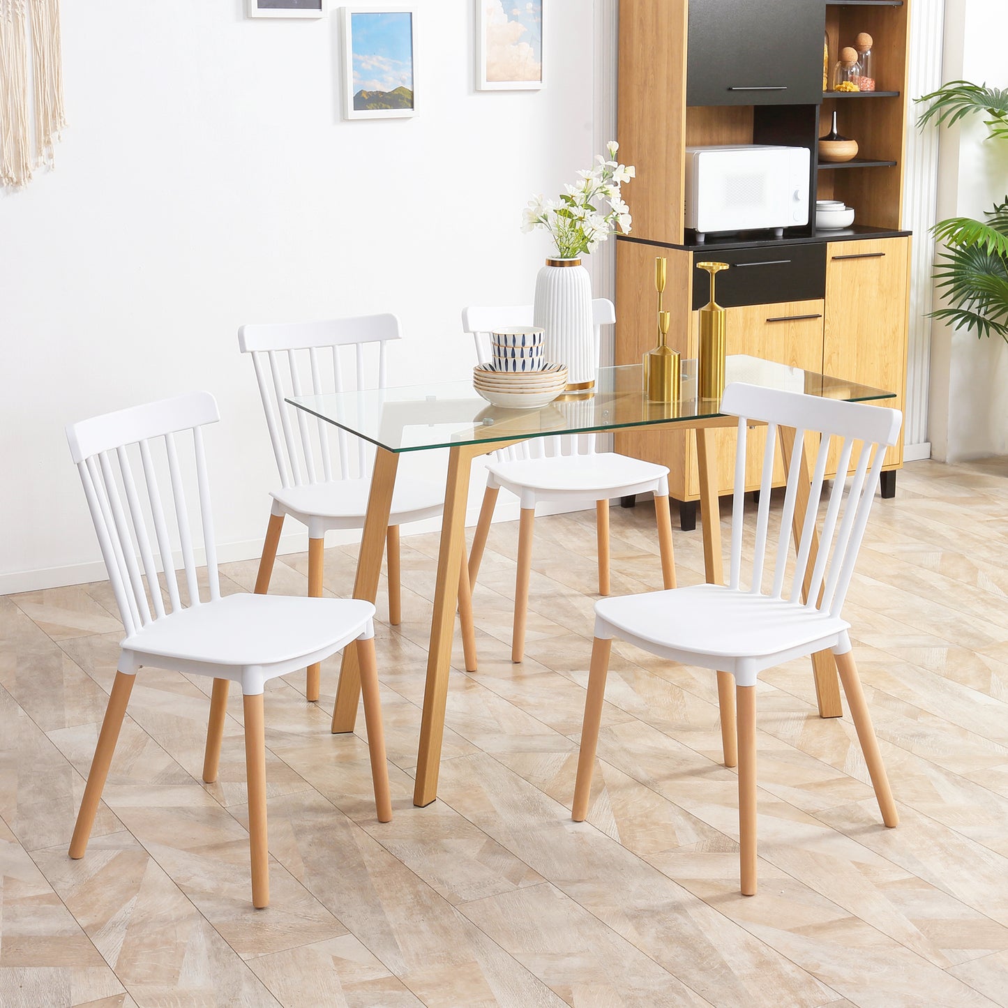 HOMCOM Juego de 4 Sillas de Comedor Estilo Nórdico Sillas de Cocina con Respaldo Alto Asiento de Polipropileno y Patas de Madera de Haya Carga 120 kg 48x52,5x83 cm Blanco