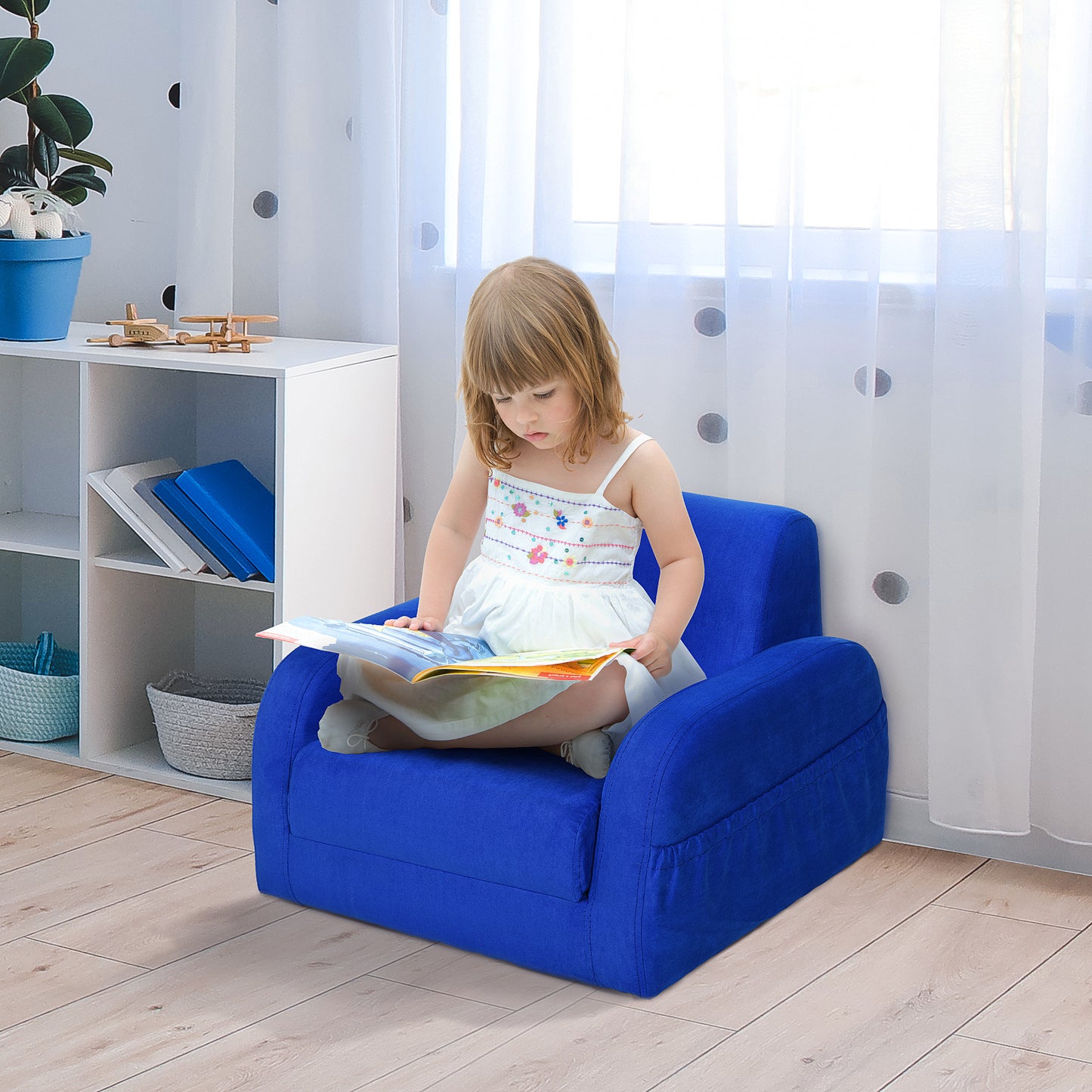 HOMCOM Sillón para Niños de 3 Años Sofá Transformable Diseño 2 en 1 Cama Infantil Plegable de 2 Posiciones con Reposabrazos Asiento Ancho Acolchado 47x45x38 cm Azul