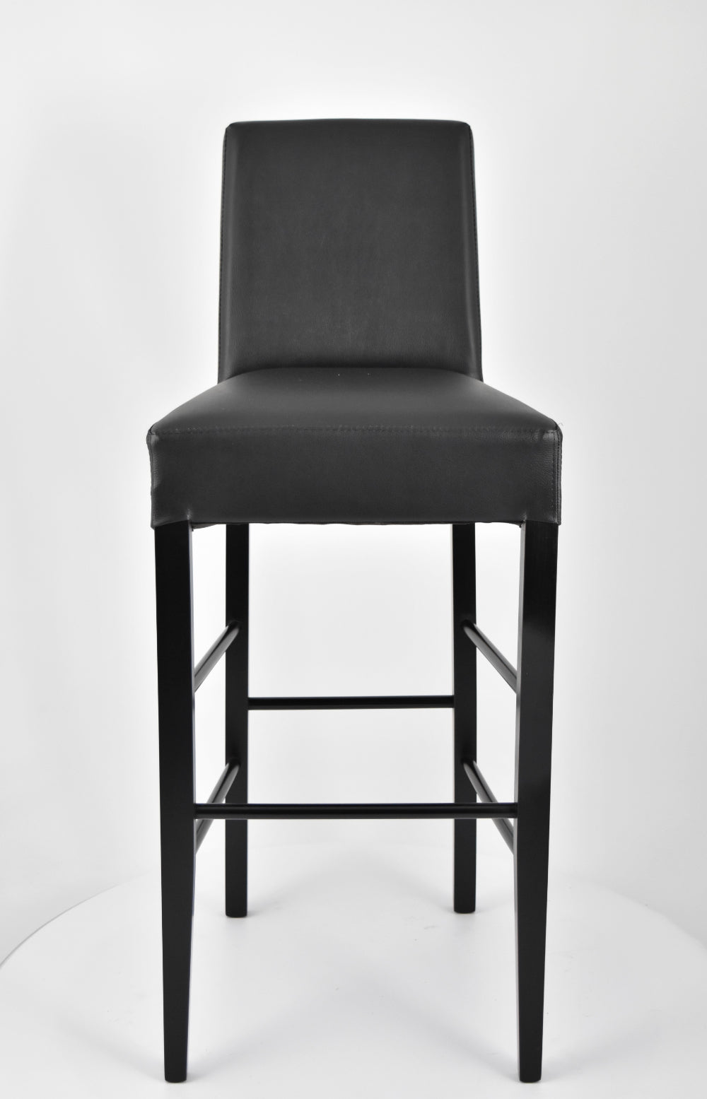 Tommychairs - Set 2 taburetes Altos de Cocina y Bar Luisa, con Estructura en Madera de Haya Pintada de Negro y Asiento tapizado en Polipiel Negra