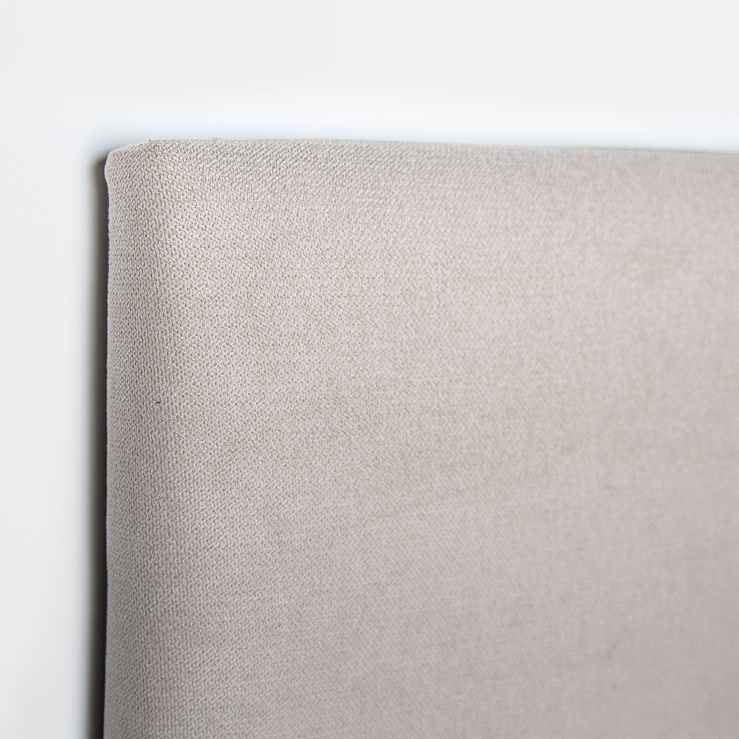 Cabecero tapizado para cama de 135, 150 y 160 color beige Malta - Klas –  Bechester
