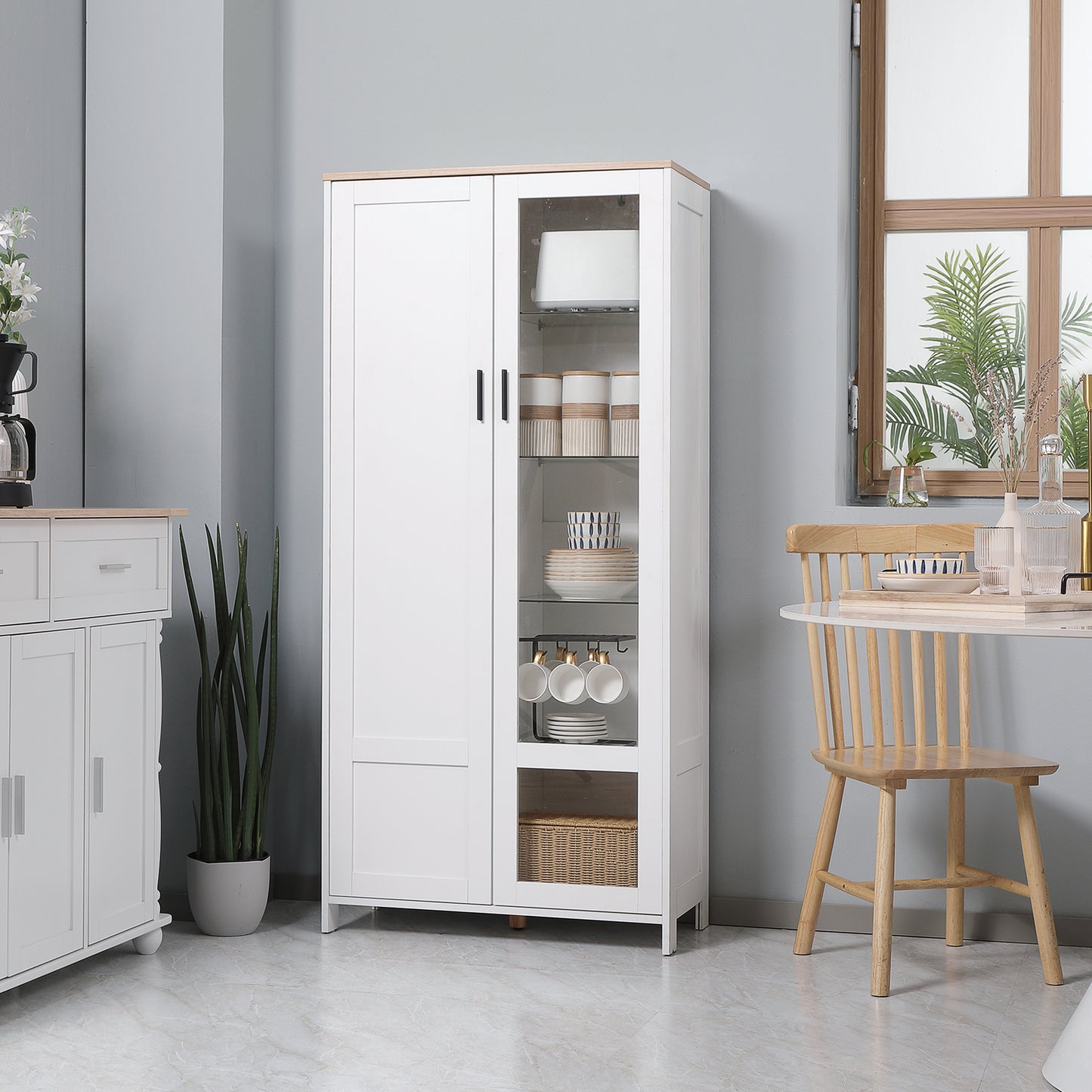 HOMCOM Alacena de Cocina Mueble Auxiliar de Cocina con Puerta de Vidrio Estantes Ajustables y Patas Elevadas para Salón Comedor 76x36x160 cm Blanco