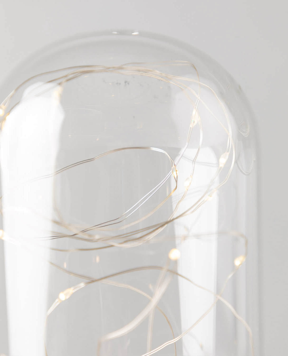 Lámpara de Mesa Decorativa LED Nilda Blanco - The Masie