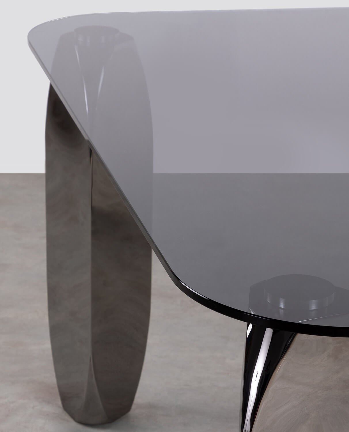 Mesa de Comedor Cuadrada de Cristal Templado (150x150 cm) Merli Negro - The Masie