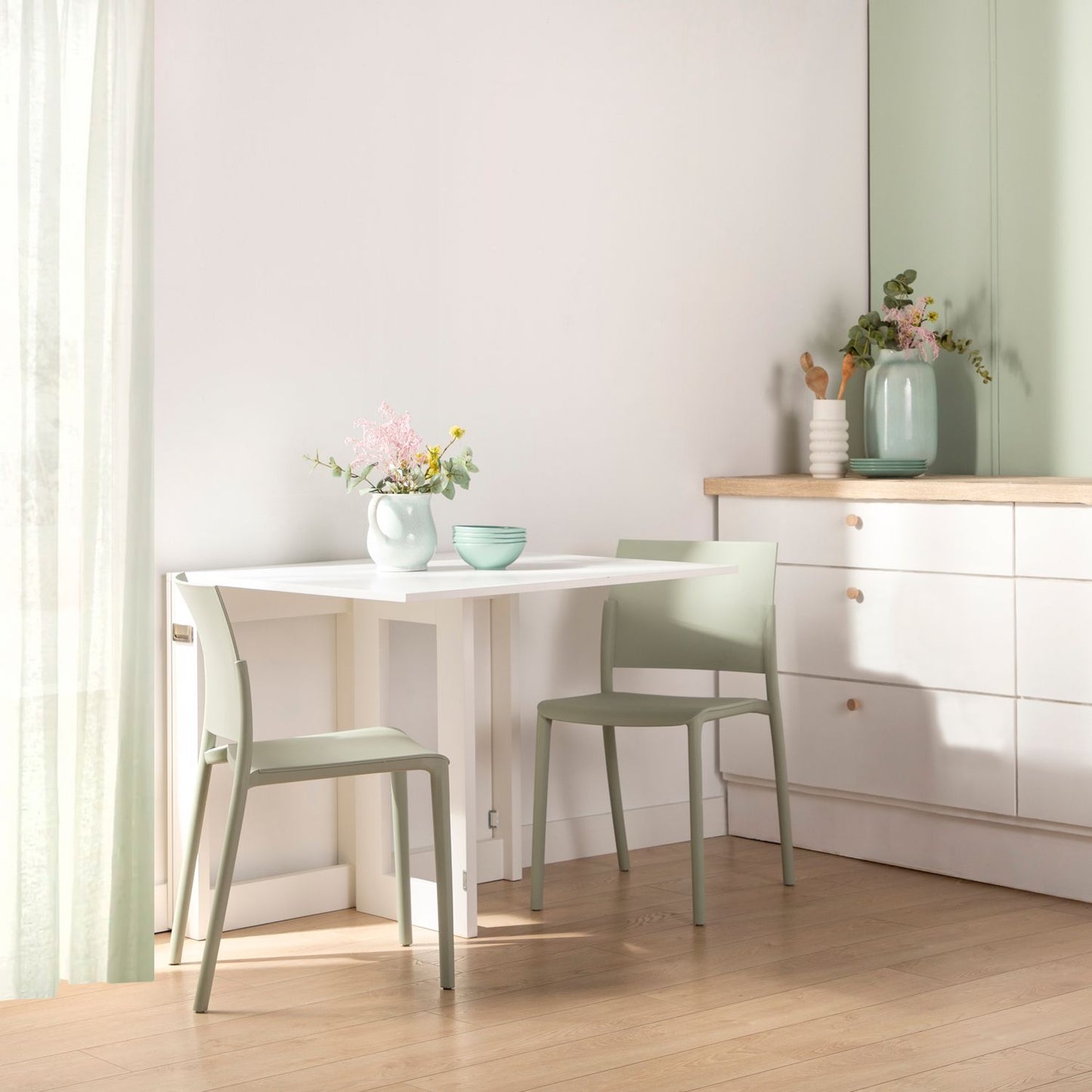 Mesa de comedor plegable rectangular lacada en blanco Anika -  Klast