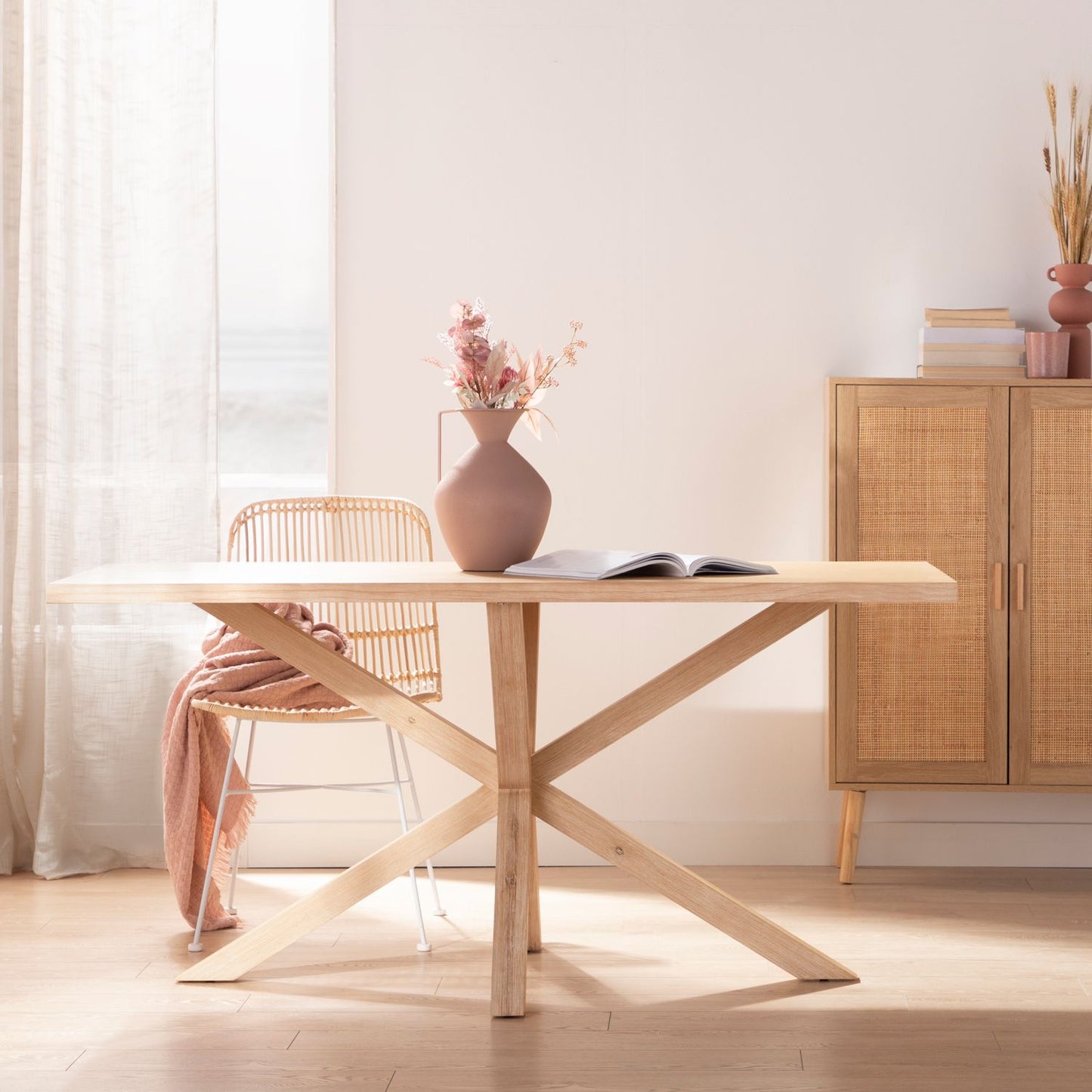 Mesa de comedor rectangular 160 en chapa de pino y madera de abedul Emerald -  Klast