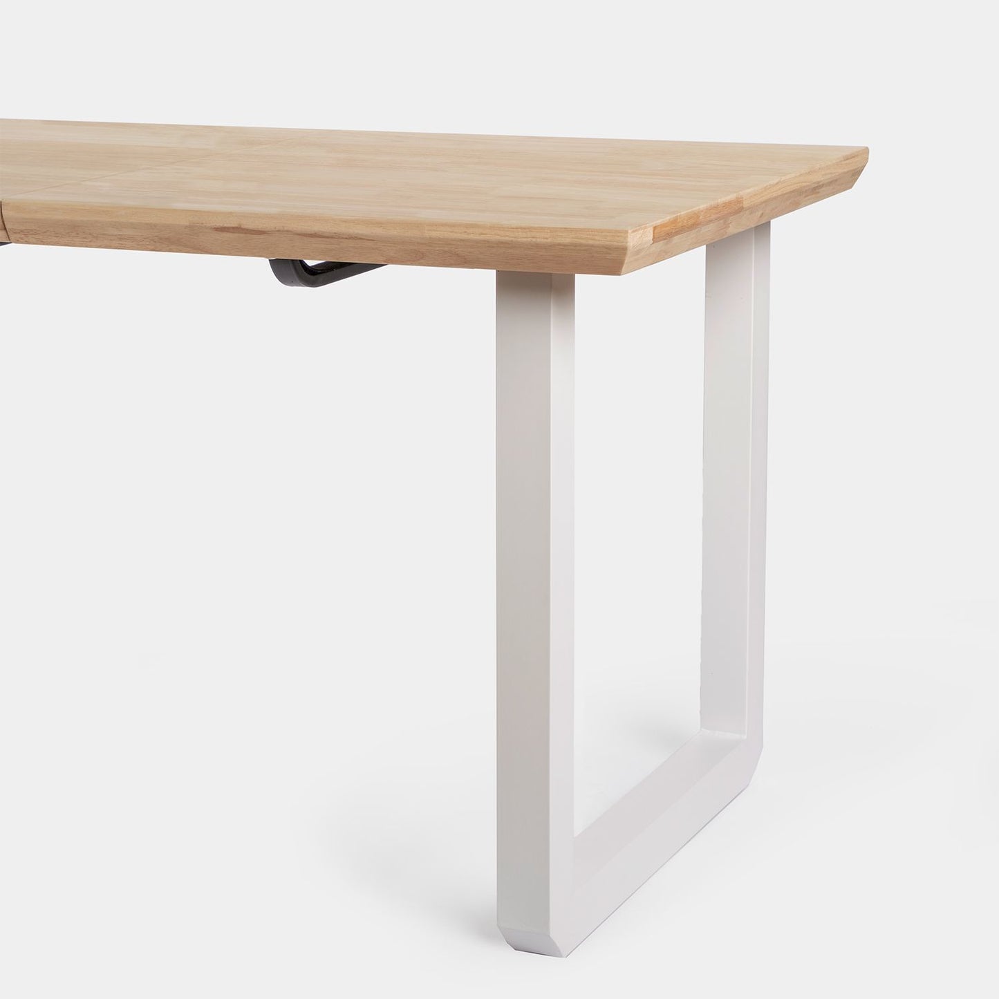 Mesa de comedor rectangular extensible 140/180/220 en madera de roble con pata blanca Conor -  Klast