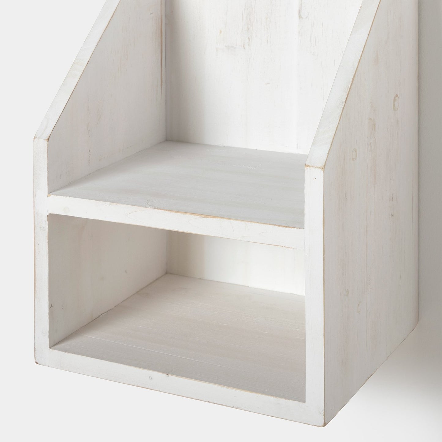 Mesita de noche flotante con estante en madera reciclada color blanco decapado Folk -  Klast