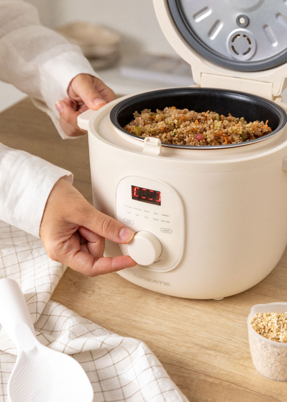 RICE COOKER STUDIO - Arrocera eléctrica de 2L con cesta vaporera