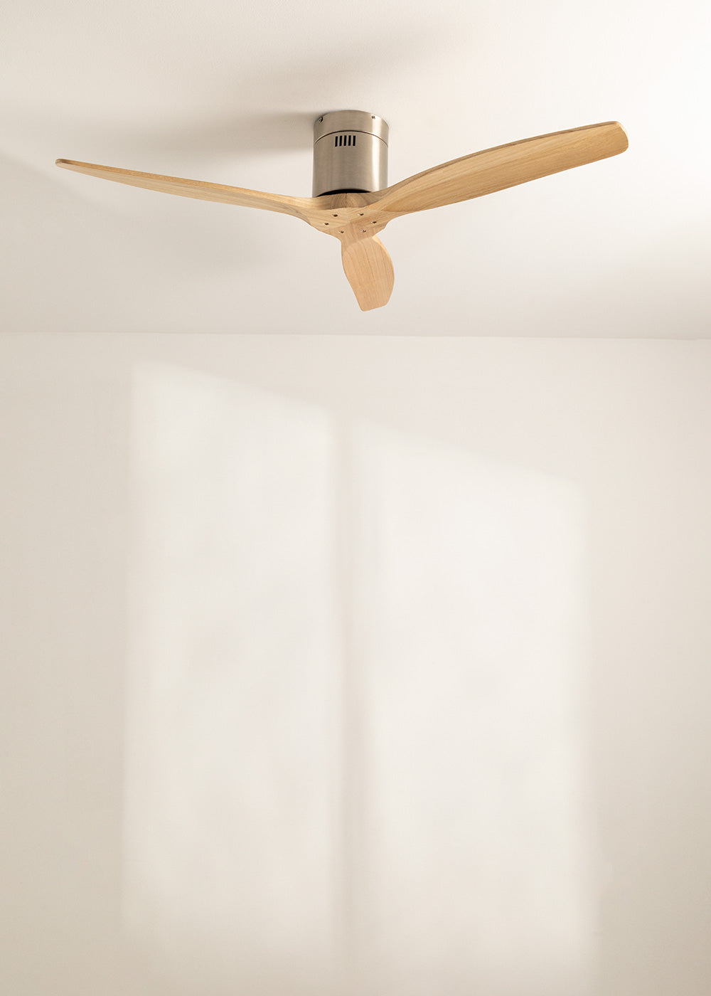 WIND CALM - Ventilador de techo 40W silencioso Ø132 cm 100% madera