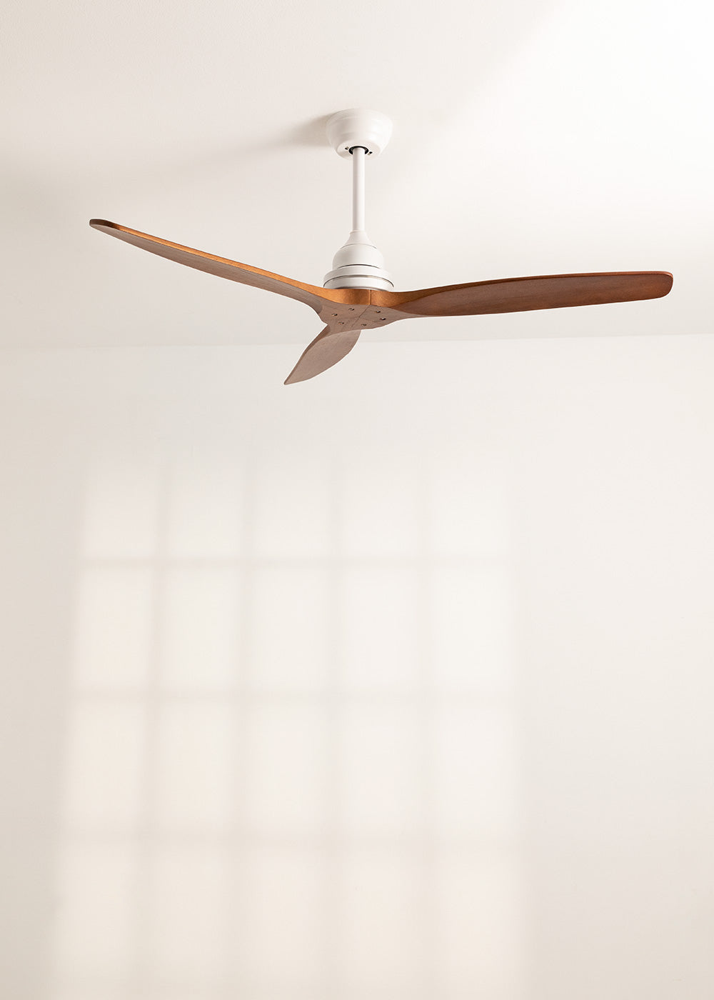 WIND WOOD - Ventilador de techo 75W silencioso Ø132 cm 100% madera