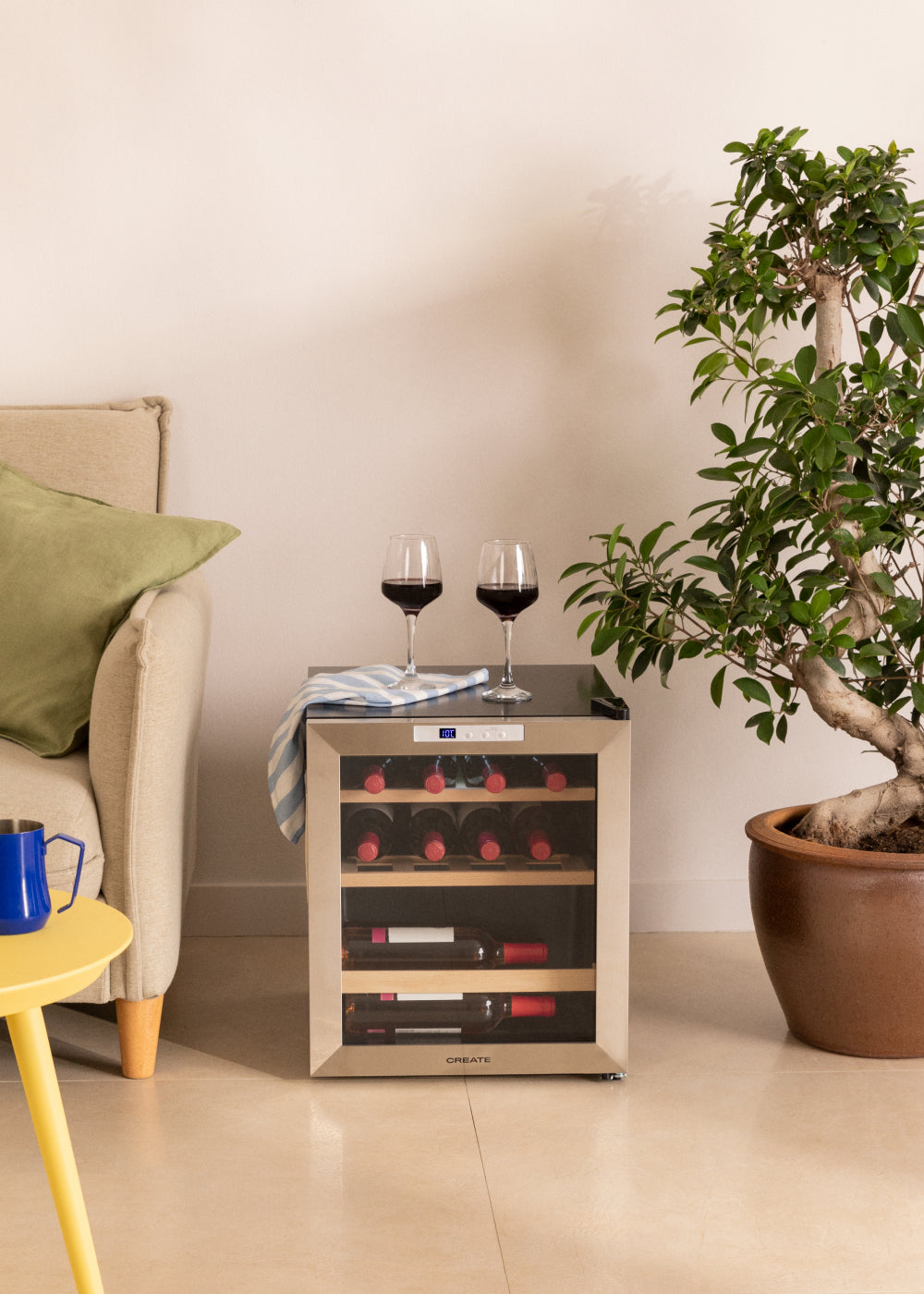 WINECOOLER WOOD L15 - Vinoteca Eléctrica para 12 o 15 Botellas con baldas de madera