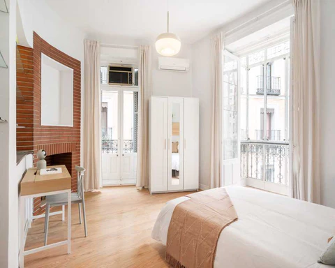 Coliving — Flor Alta, Madrid
